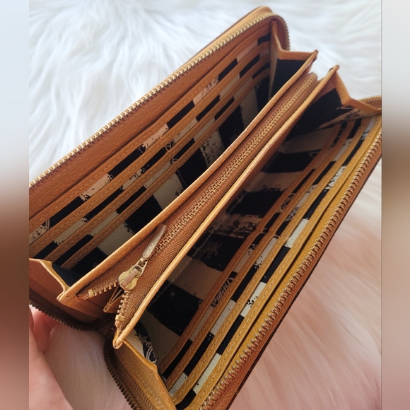 Vivienne Westwood Orb Brown Leather Zip-Around Long Wallet - Picture 9 of 17